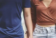 Generația care nu vorbește despre sex