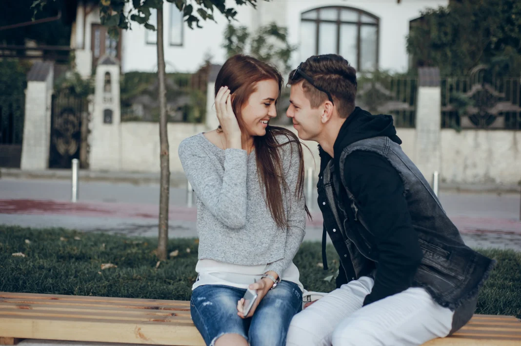 Cursuri de consimțământ pentru adolescenți