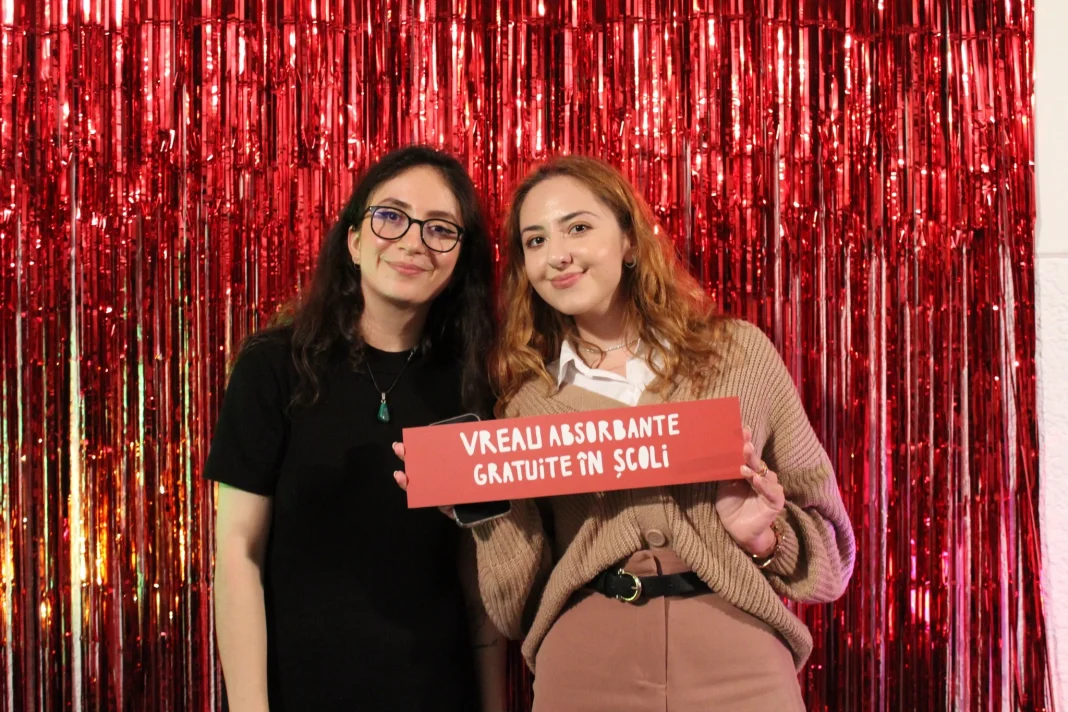 Absorbante gratuite in scoli