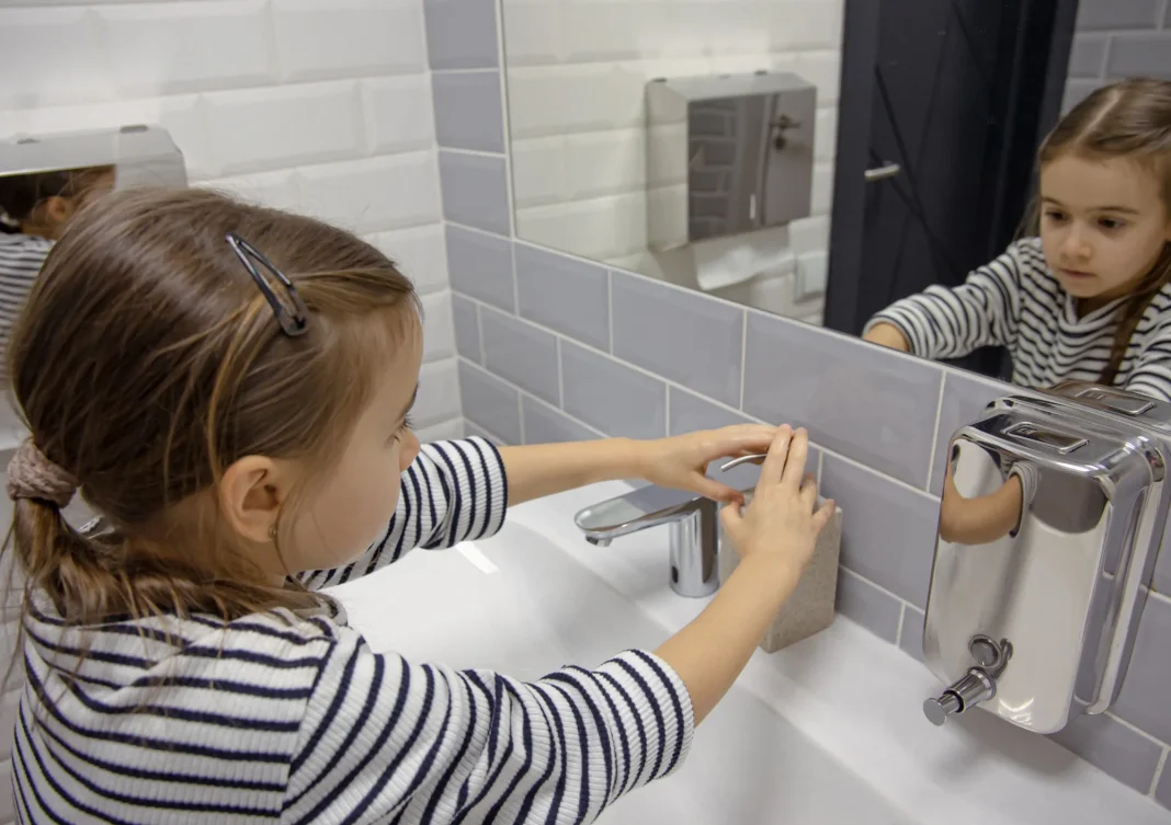 absorbante gratuite in scoli